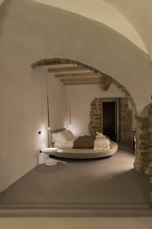 Hotel Diffuso Antichi Ricordi Калтанисета Екстериор снимка